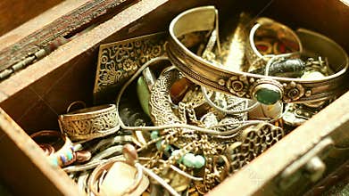 Focusing inside a treasure chest.