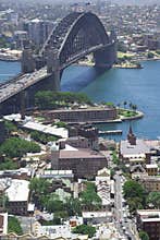 Sydney bridge rocks
