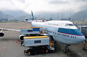 Flight loading cargo