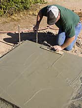 Finishing concrete