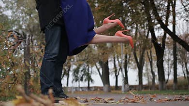 Meeting with loved one on a date in autumnal park