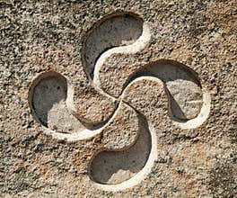 Basque cross