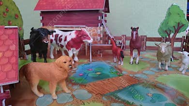 Animal farm diorama display