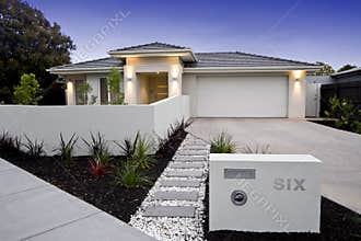 Contemporary Australian beach home facade`
