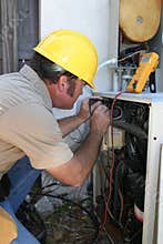 AC Tech Testing Voltage