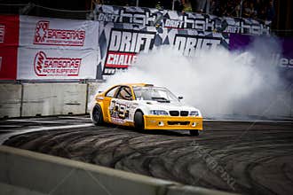 Drift car in motion on the HGK Drift Challenge 2018