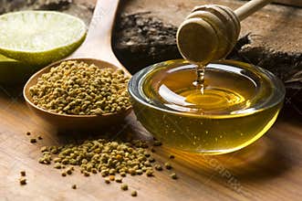 Fresh honey and bee pollen