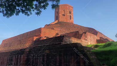 Chaukhandi Stupa sarnath. Buddhist monument. Buddhist monument sarnath varanasi. Buddhist pilgrimage sites. Chaukhandi Stupa