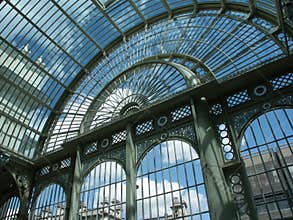 Steel and glass structure