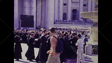 Pilgrims walking in saint peter\'s square during jubilee 2000