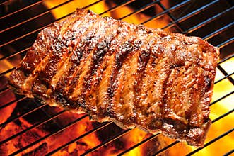 Grilled pork ribs