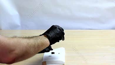 Tissue Trick to Soak Up Extra Ink from Printer Cartridge