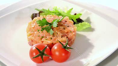 Salmon tartare with tomato
