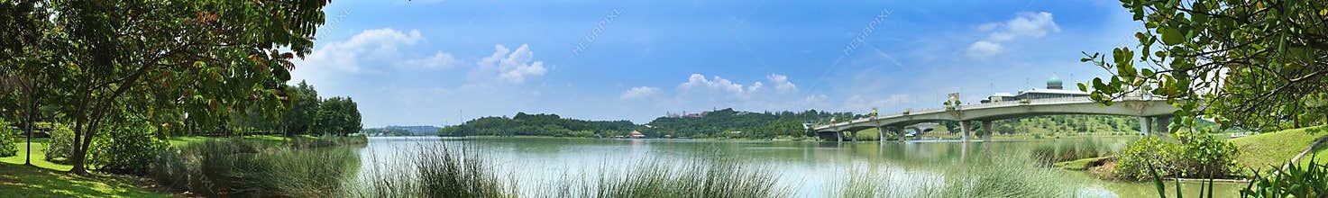 Putrajaya Lake