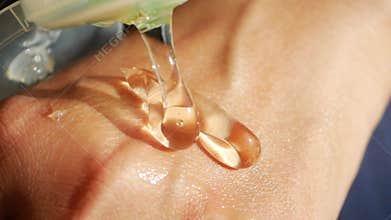 How to apply a aloe vera gel for hydration and glow