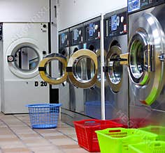 Modern laundry room