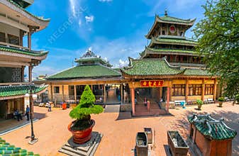 Buddha visit at Ba Chua Xu temple