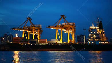 Cargo ship moving load