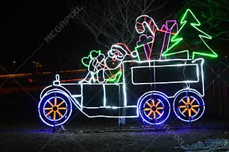 Chicago, USA. 31st December 2016. To walk through the luminous display at New Yearâ€™s Eve at Lincoln Park Chicago