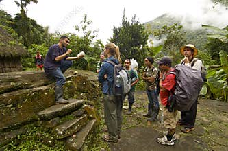 Tourists get history lesson on Ciudad Perdida