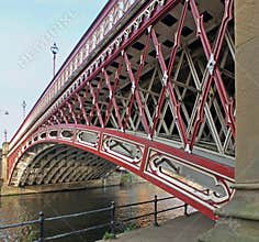 Historic 19th century crown point bridge crossing the river aire in leeds