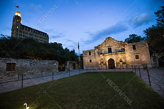 Alamo mission in San Antonio at night
