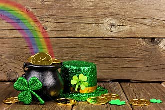 St Patricks Day Pot of Gold with rainbow