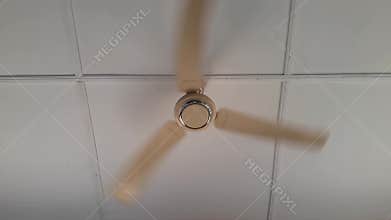Rotating Fan become fast