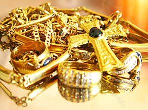 Gold jewels