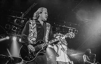 Mick Jones of Foreigner live 1993