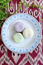 Mooncakes - snow skin variety