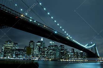 Brooklyn bridge at night