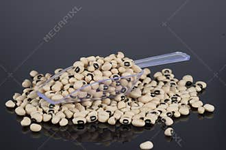 Black eyed peas with a scoop