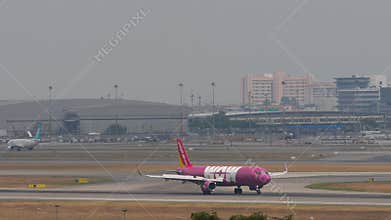 Thai VietJetAir Airbus A321 arriving at Suvarnabhumi Airport