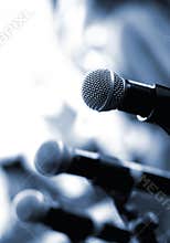 Microphone