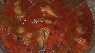 Fish soup curry.4k video.