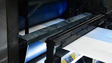 Offset print shop newspapers Printing (Loop),