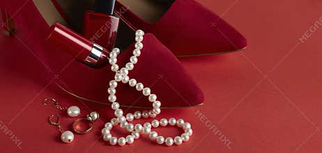 Pearl Necklace Red shoes