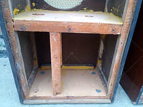 Cases from speakers Symphony 2, Retro acoustics of 1960s