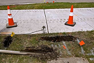 Drilling pipe for underground optic telecommunication cable lines