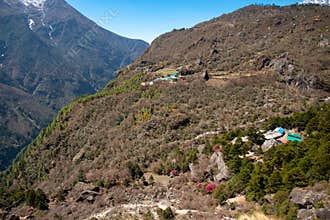 Himalayas between Namche and Gokyo