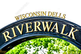 Wisconsin Dells Riverwalk Arched Sign
