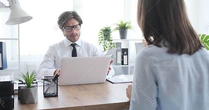 Interviewer rejecting job application of female candidate