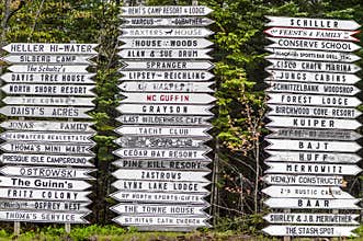 Boulder Junction, Wisconsin - Directional Arrows