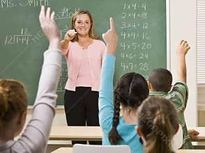 Students answering teacher question