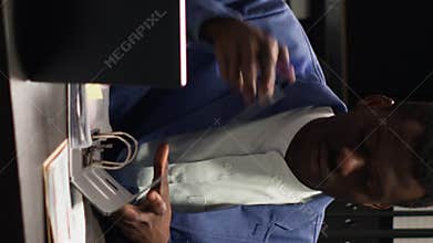 Vertical video Detectives collaborate to collect clues