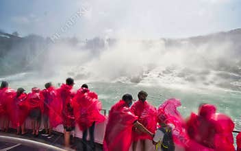 Force of nature stunning Niagara falls