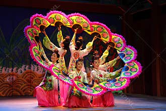 Korean Fan Dance, Seoul, South Korea