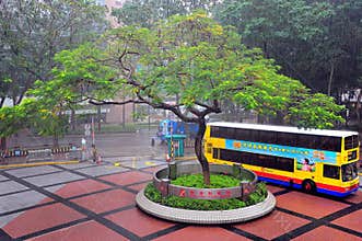 Hong kong science museum courtyard