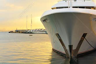 Yacht bow